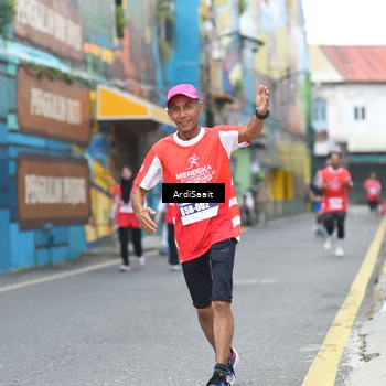 Runner Photo 8102892