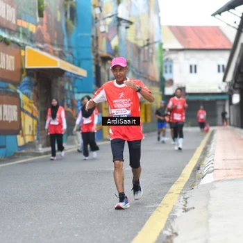Runner Photo 8102894