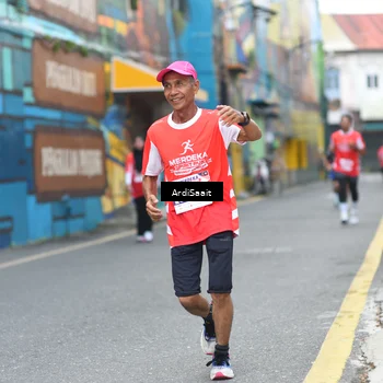 Runner Photo 8102896