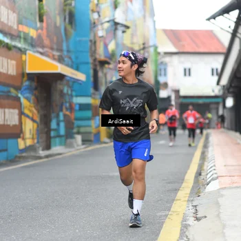 Runner Photo 8102915
