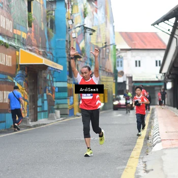 Runner Photo 8102920
