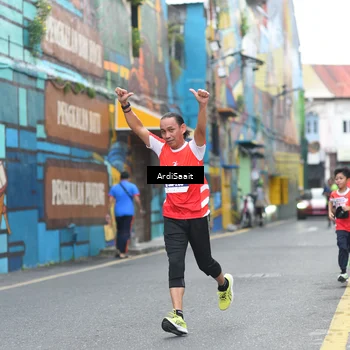 Runner Photo 8102924