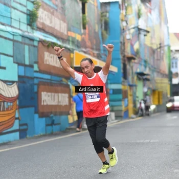Runner Photo 8102925