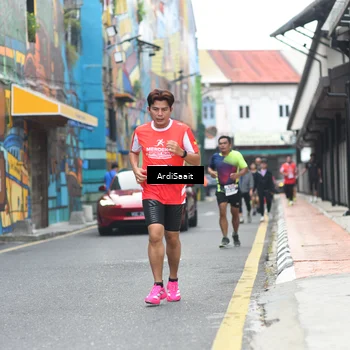 Runner Photo 8102930