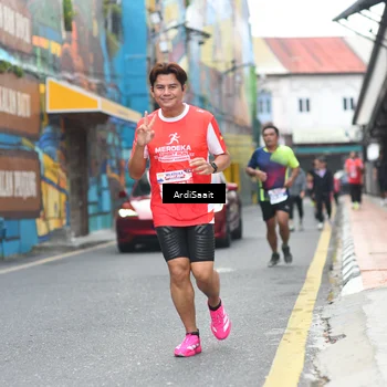 Runner Photo 8102934
