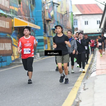 Runner Photo 8102943