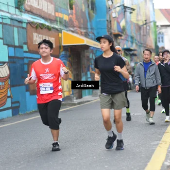Runner Photo 8102947