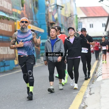 Runner Photo 8102956