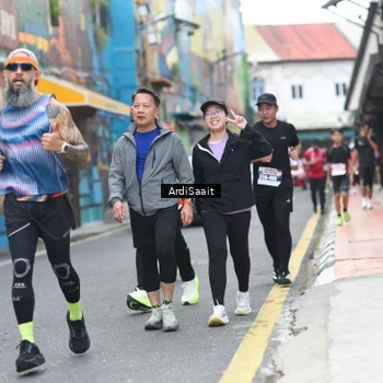 Runner Photo 8102959