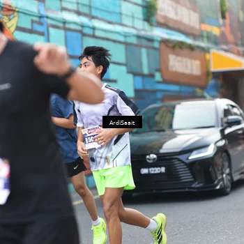 Runner Photo 8102966