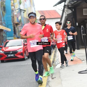 Runner Photo 8102982