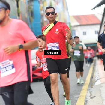 Runner Photo 8102985