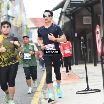 Runner Photo 8102988