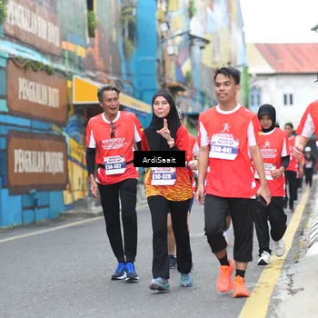 Runner Photo 8103013
