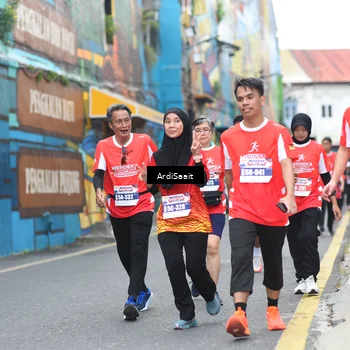 Runner Photo 8103014