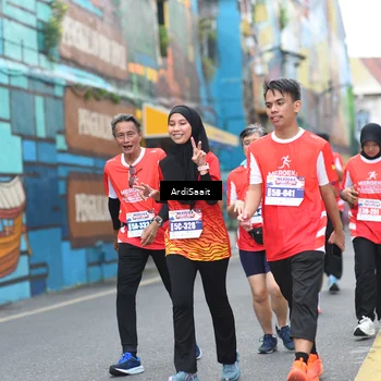 Runner Photo 8103015