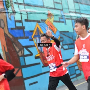 Runner Photo 8103016