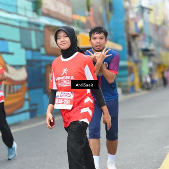 Runner Photo 8103018