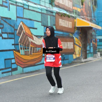 Runner Photo 8103024