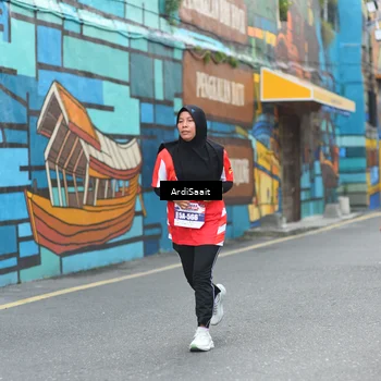 Runner Photo 8103027