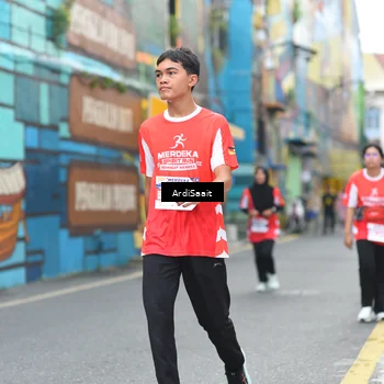 Runner Photo 8103028