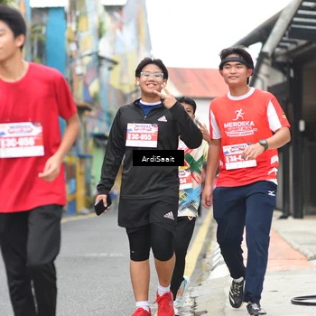 Runner Photo 8103040
