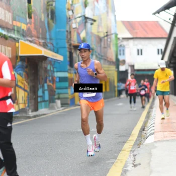 Runner Photo 8103053