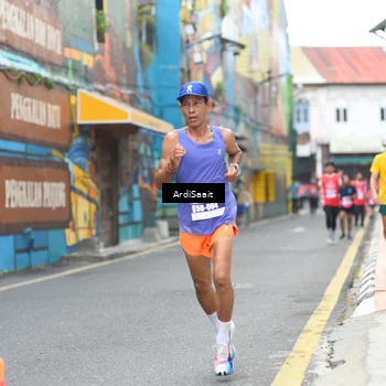 Runner Photo 8103055