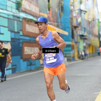 Runner Photo 8103059