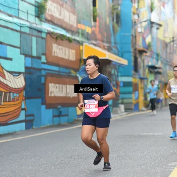 Runner Photo 8103063