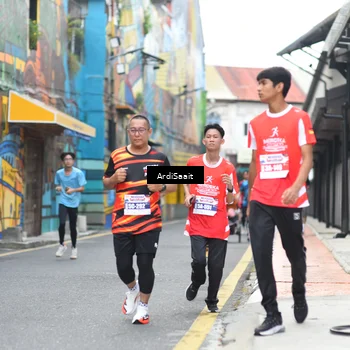 Runner Photo 8103071