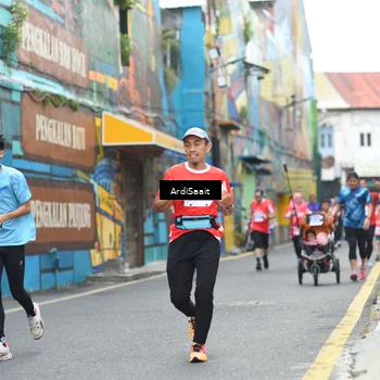Runner Photo 8103077