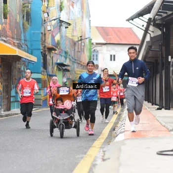 Runner Photo 8103086