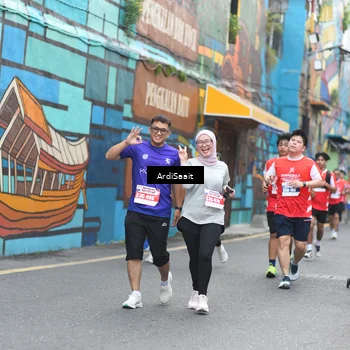 Runner Photo 8103112