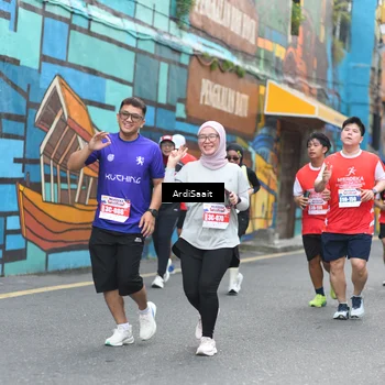 Runner Photo 8103114