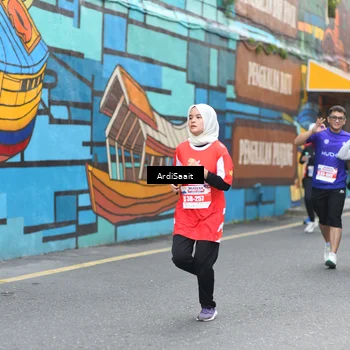 Runner Photo 8103120