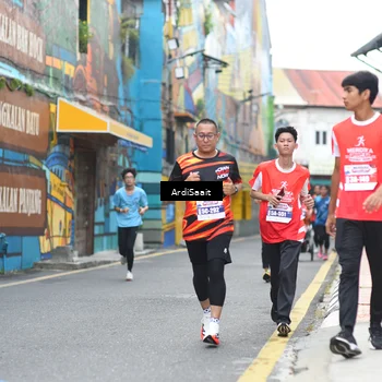 Runner Photo 8103123