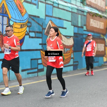 Runner Photo 8103129