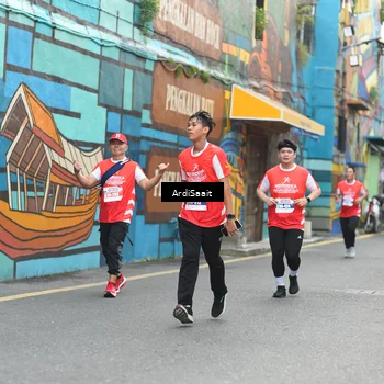 Runner Photo 8103131