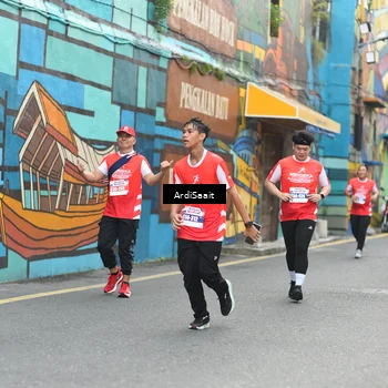 Runner Photo 8103132