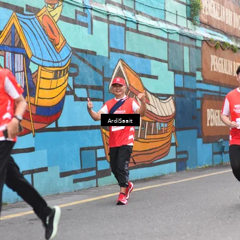 Runner Photo 8103137