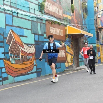 Runner Photo 8103154