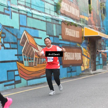 Runner Photo 8103165