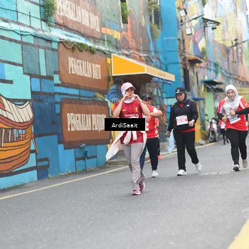 Runner Photo 8103166