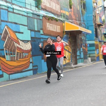 Runner Photo 8103172