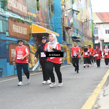 Runner Photo 8103176