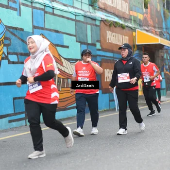 Runner Photo 8103179