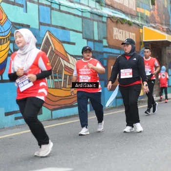 Runner Photo 8103180