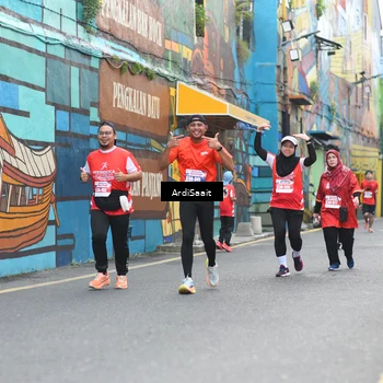 Runner Photo 8103191
