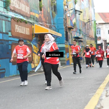 Runner Photo 8103195